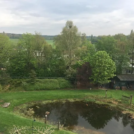 Chaamse Bossen Met Tuin *