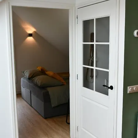 Apartment Chaamse Bossen Met Tuin Chaam